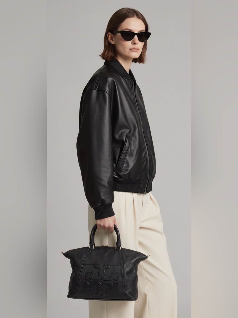 Tory Burch Bombe T Slouchy Satchel Soft Pebbled Leather Black VGUC